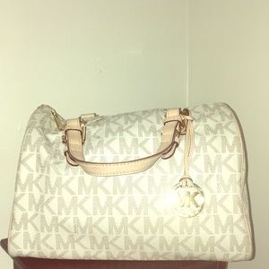 MICHAEL KORS Signature Cream Large Satchel